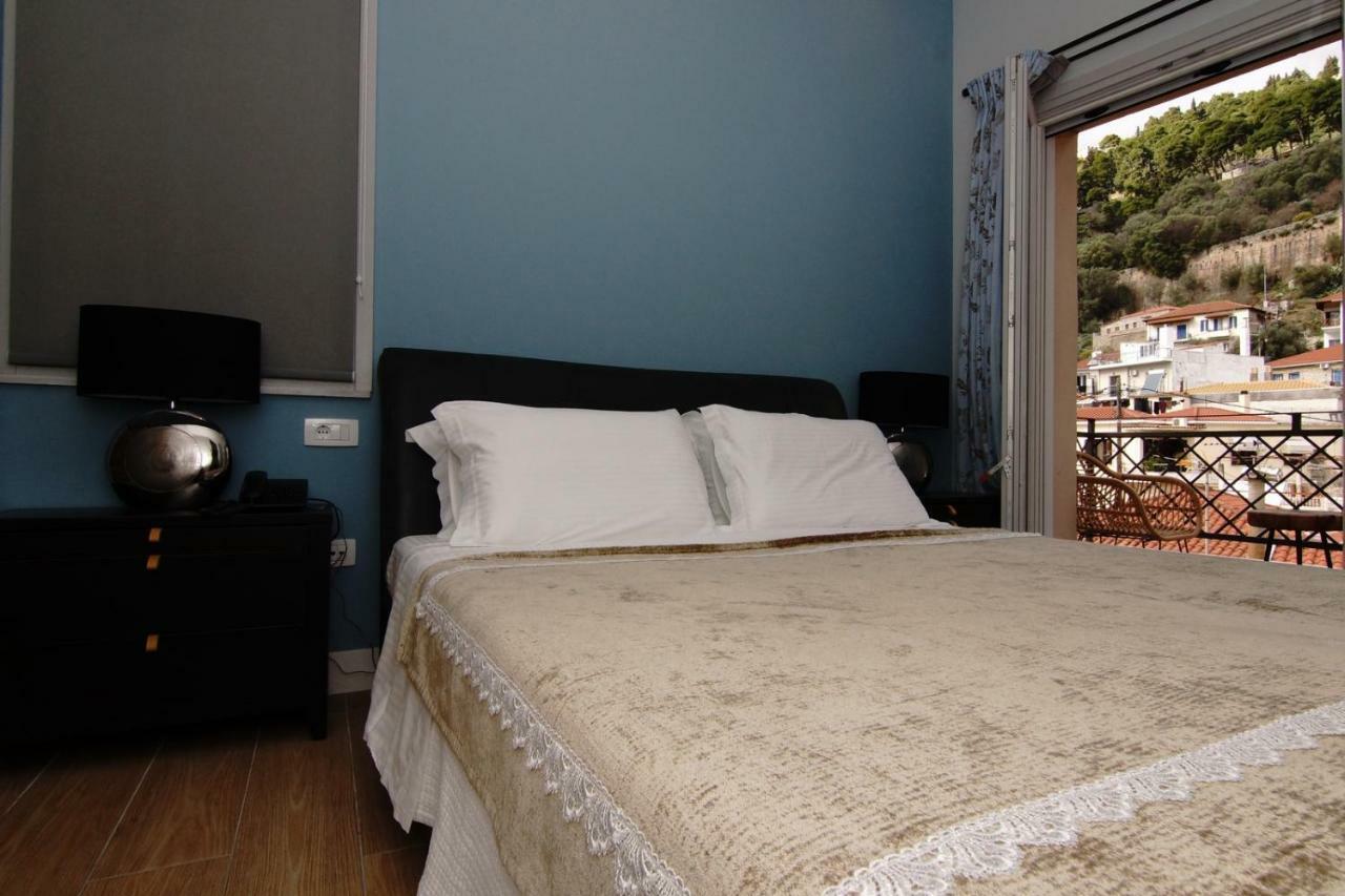Hotel Amaryllis à Nafpaktos Extérieur photo